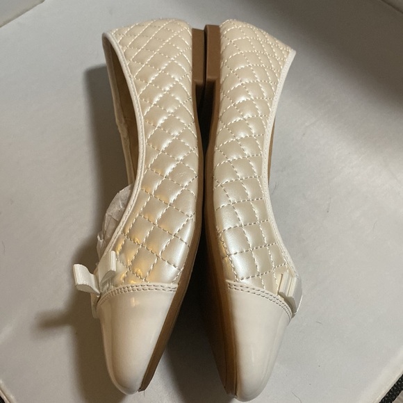 Girls Dress Shoes Cute Bow Flower Girl Slip-on Ballet Flats Size 4 - Picture 3 of 5